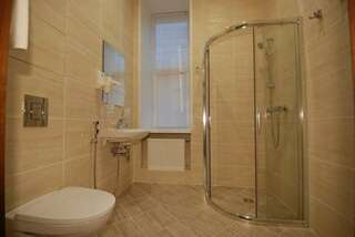 Гостиница Николь Волоколамск Двухместный номер с 1 кроватью или 2 отдельными кроватями-2